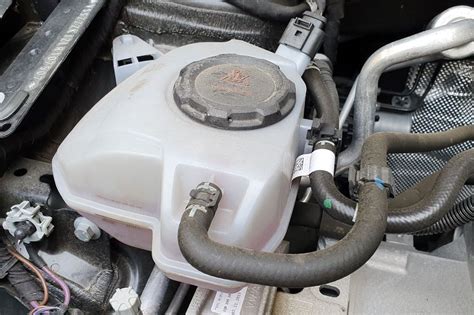 coolant loss no leak no overheating|The Baffling Enigma: Why Is My Coolant Reservoir Empty But No。